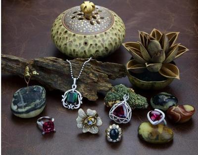 謝瑞麟 珠寶大佬的坎坷經(jīng)商之路與互聯(lián)網(wǎng)時代的新篇章